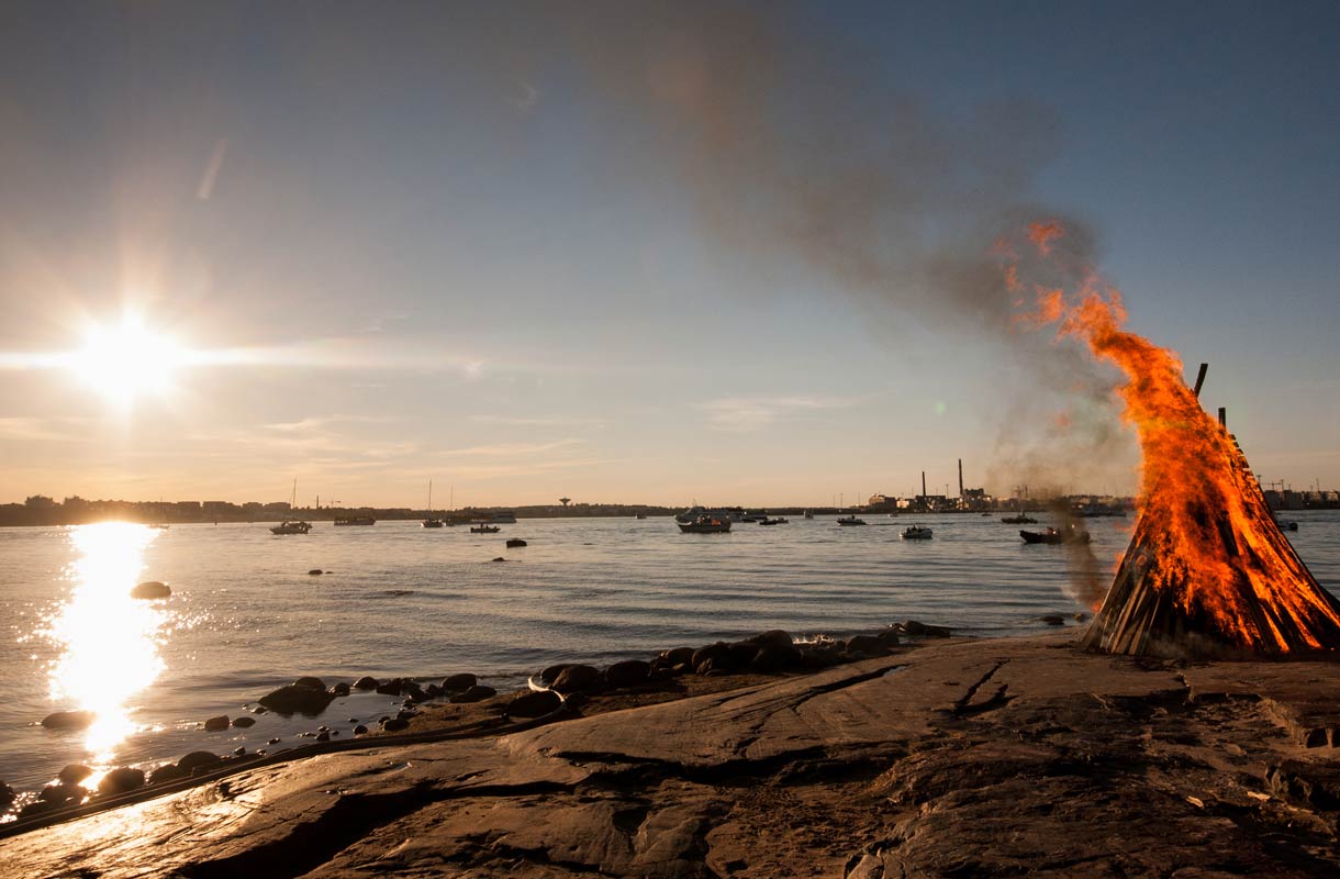Kesän lämpö ja aurinko antavat energiaa talveen